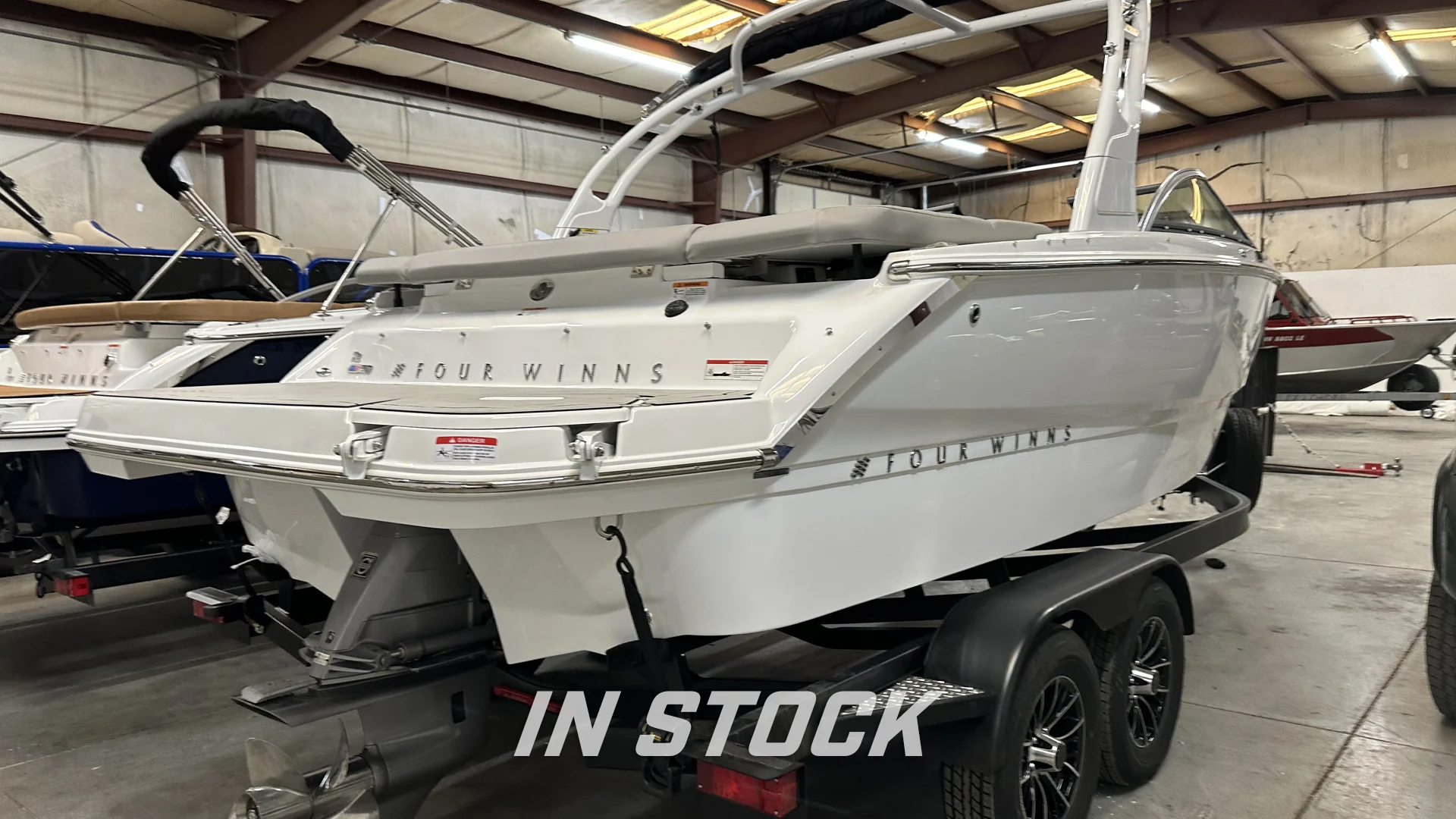 2027 Four Winns H2 I/O Bowrider